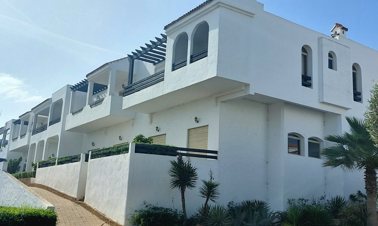 Des villas luxueuses en plein Dar Bouazza