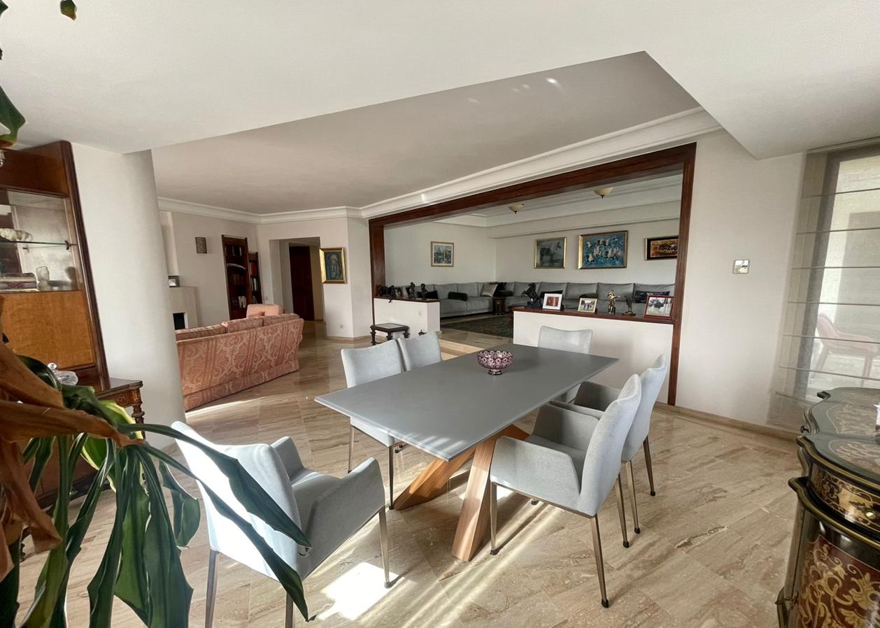 Grand appartement de luxe à vendre sur Casablanca